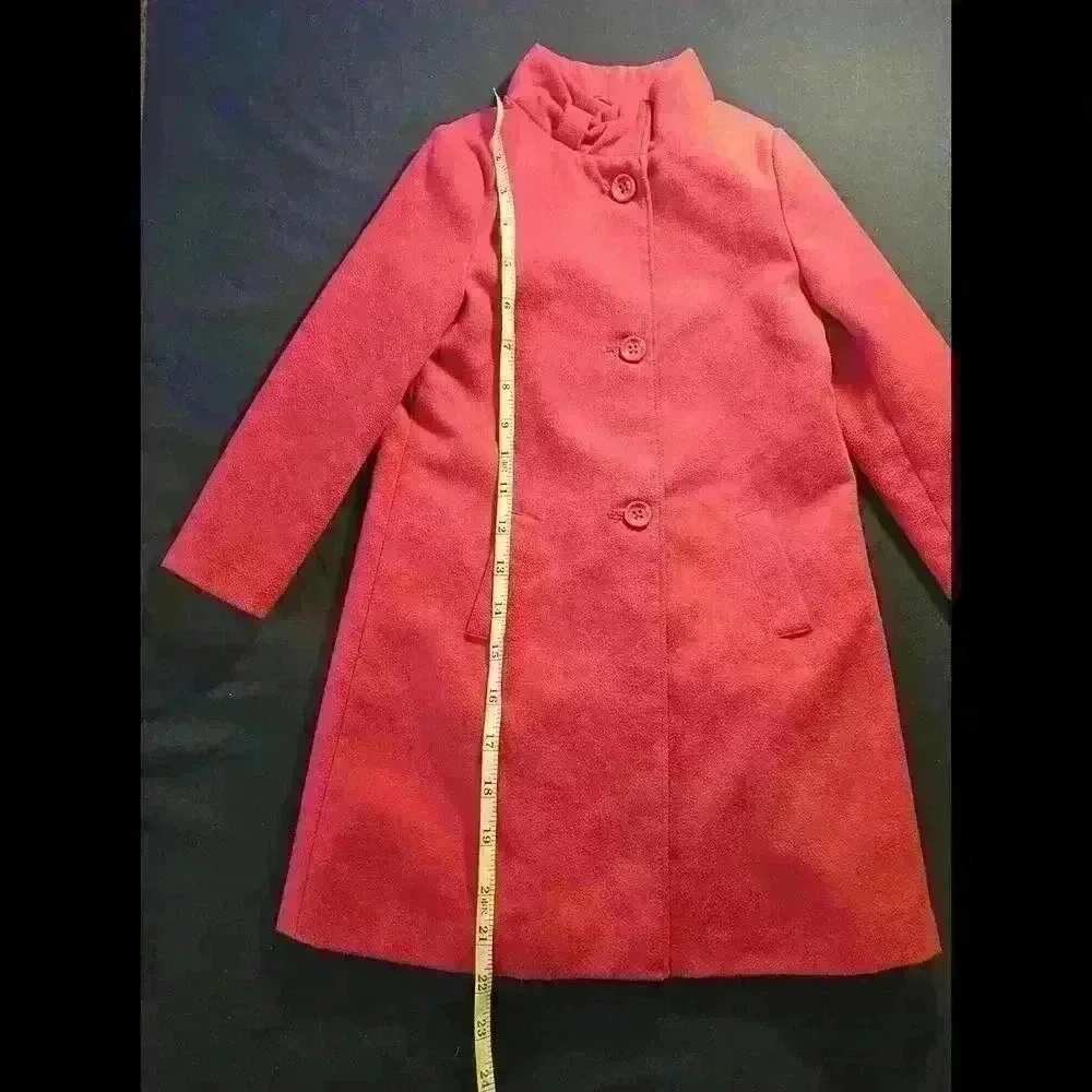 Stylish Red Overcoat - Perfect for Cold Weather